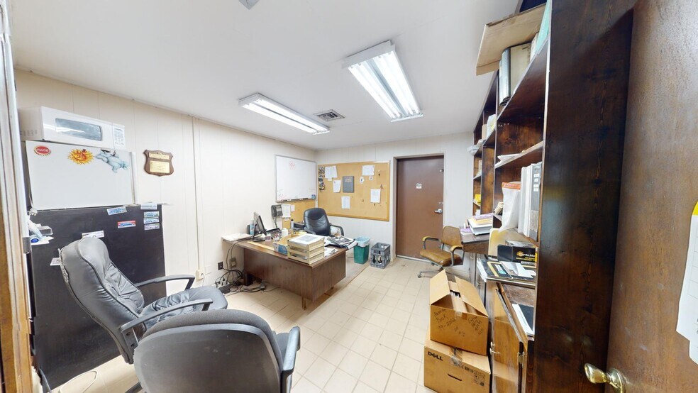 More Photos Of 11708 GA Highway 24 W, Sandersville Warehouse For Sale