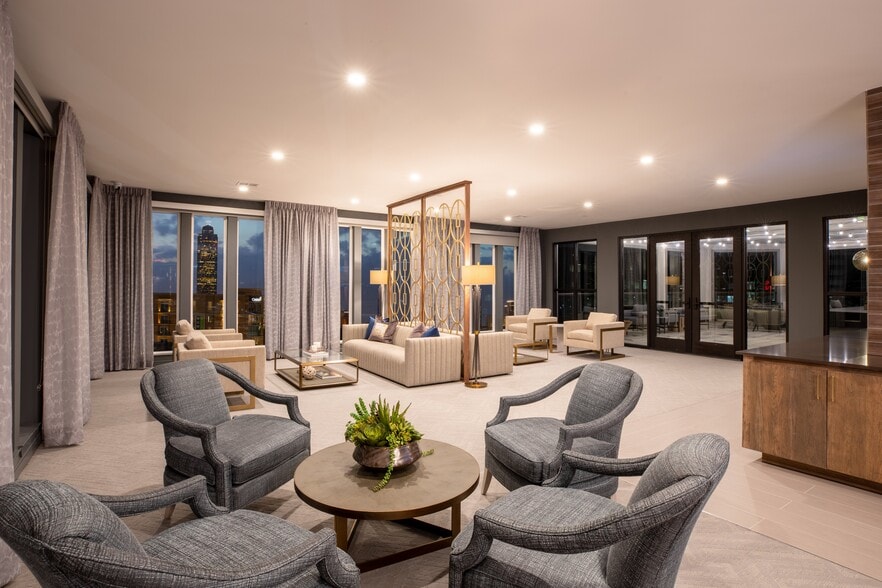 More Photos Of 3015 Weslayan St, Houston Apartments For Lease