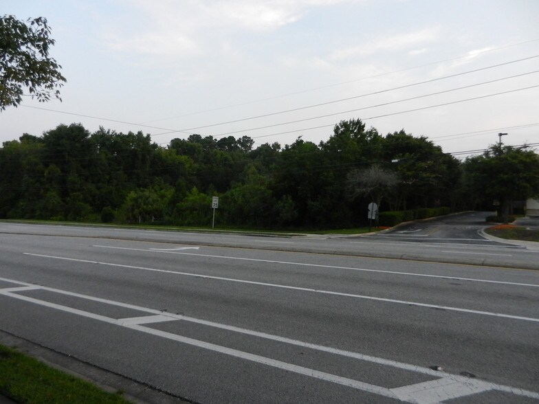 More Photos Of 611 Kingsley Ave, Orange Park Land For Sale