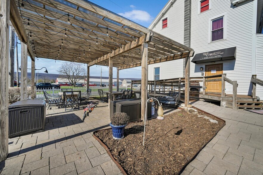 More Photos Of 9684 Old 22, Bethel Storefront Retail Residential For Sale