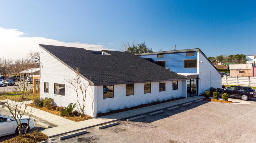 More Photos Of 8731 N Park Blvd, North Charleston Medical For Lease