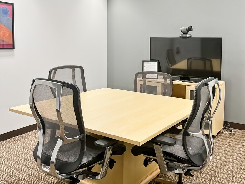 More Photos Of 501 W Broadway, San Diego Coworking Space