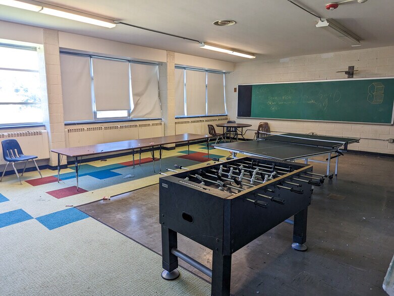 More Photos Of 350 Georgetown Rd, Carneys Point Schools For Sale