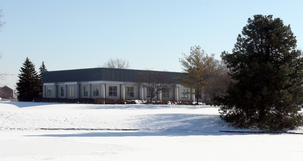 More Photos Of 11690 Technology Dr, Carmel Office For Sale