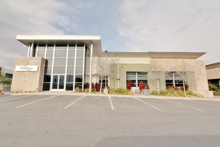 More Photos Of 8894 Spanish Ridge Ave, Las Vegas Office For Sale