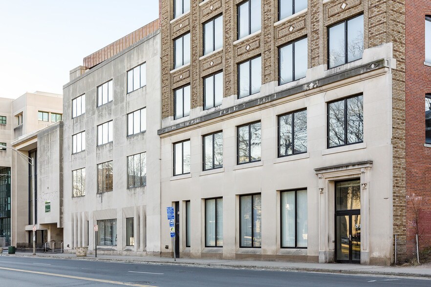 More Photos Of 81-119 W Main St, Waterbury Office For Sale