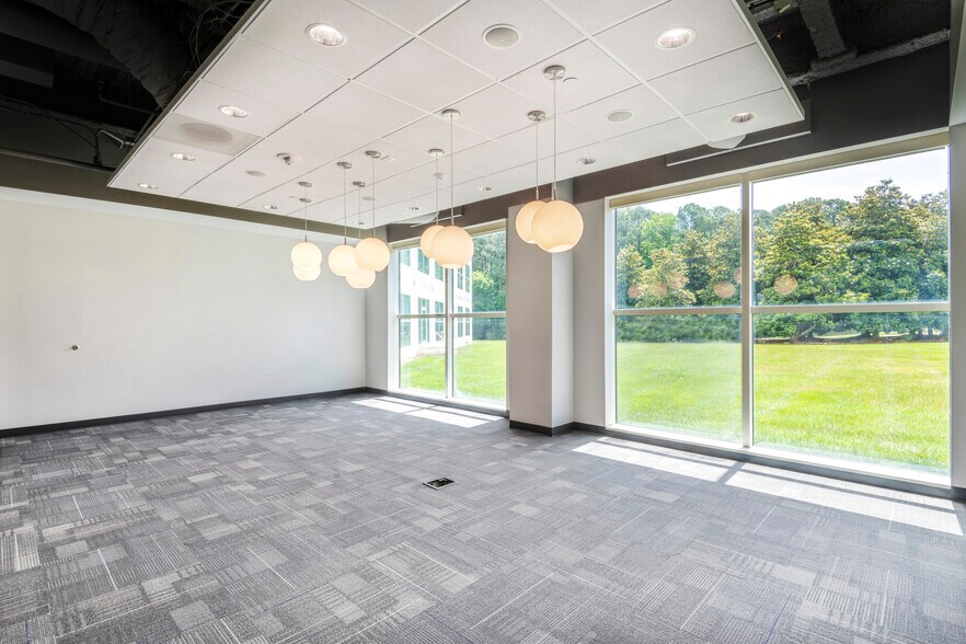 More Photos Of 1001 Winstead Dr, Cary Unknown For Lease
