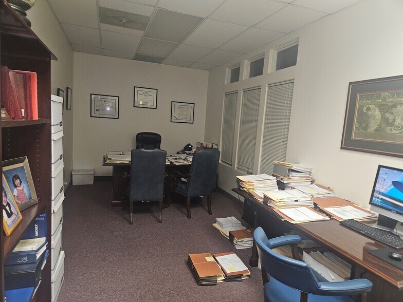 More Photos Of 2273 NJ-33, Hamilton Township Medical For Sale