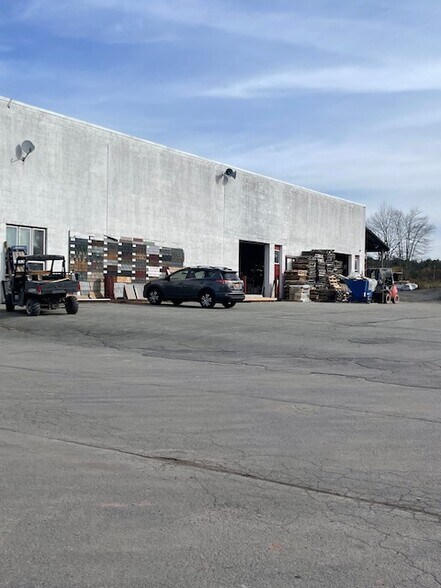 More Photos Of 419 State Route 17B, Monticello Freestanding For Sale