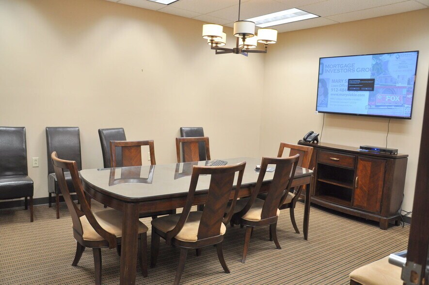 More Photos Of 1200 Premier Dr, Chattanooga Loft Creative Space For Lease