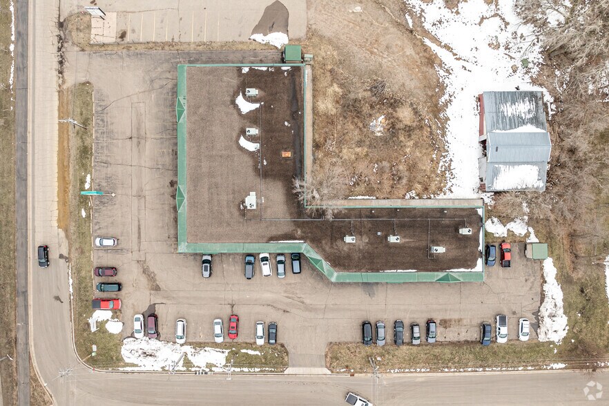 More Photos Of 13185-13205 Saint Croix Ave, Lindstrom General Retail For Sale