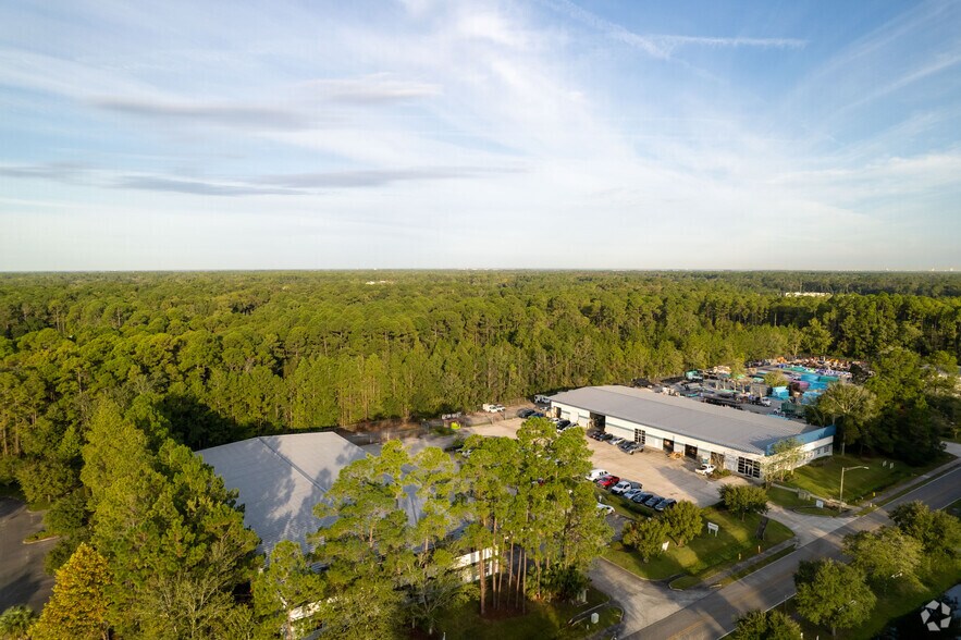More Photos Of 9728 Florida Mining Blvd W, Jacksonville Light Manufacturing For Lease
