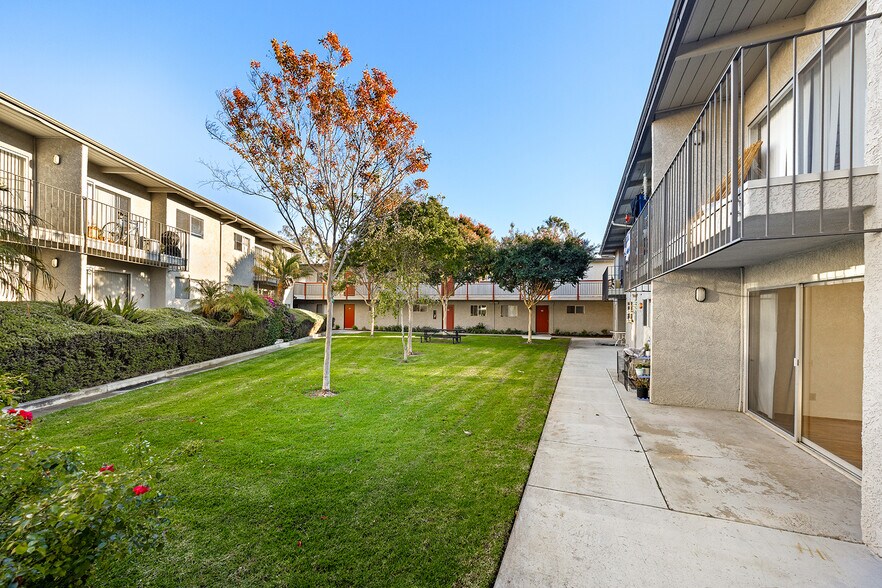 Primary Photo Of 555 Westmont Ave, San Luis Obispo Apartments For Sale