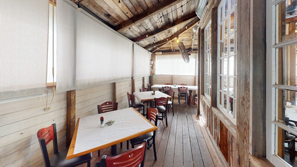 More Photos Of 925 10th St, Port Royal Restaurant For Sale