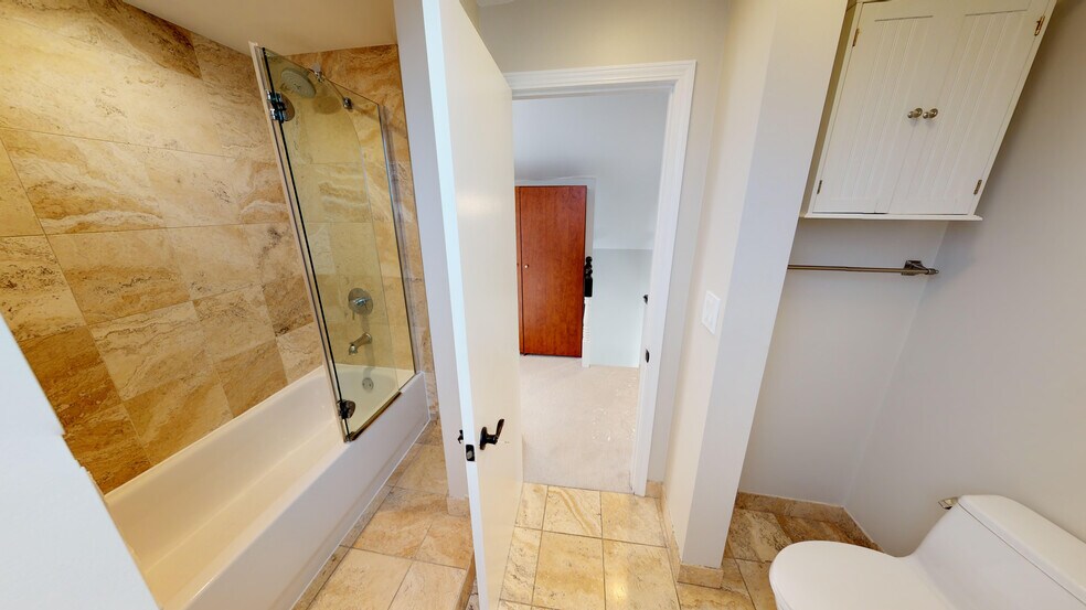 More Photos Of 1460 W Huron St, Chicago Apartments For Sale