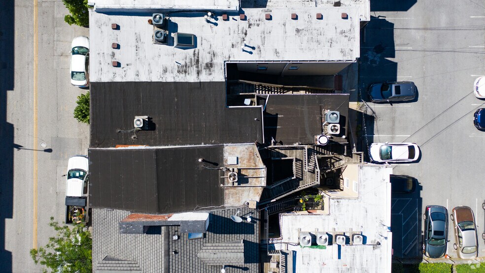 More Photos Of 902-904 S Charles St, Baltimore Restaurant For Lease