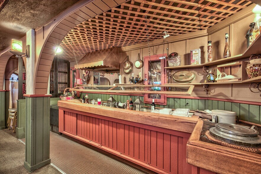 More Photos Of 3450 Lake Tahoe Blvd, South Lake Tahoe Restaurant For Lease