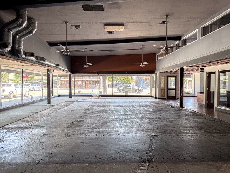 More Photos Of 10931 W Pico Blvd, Los Angeles Storefront Retail Office For Sale