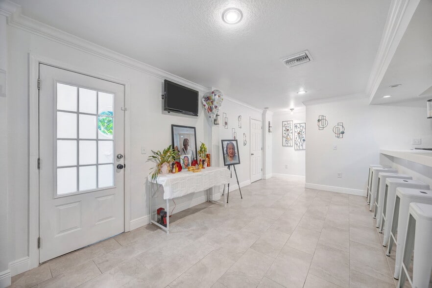 More Photos Of 826 W Shell Point Rd, Ruskin Land For Sale