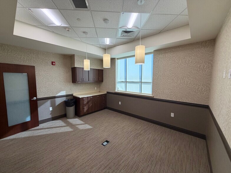 More Photos Of 1005 Harvard Ave, Bethlehem Medical For Lease