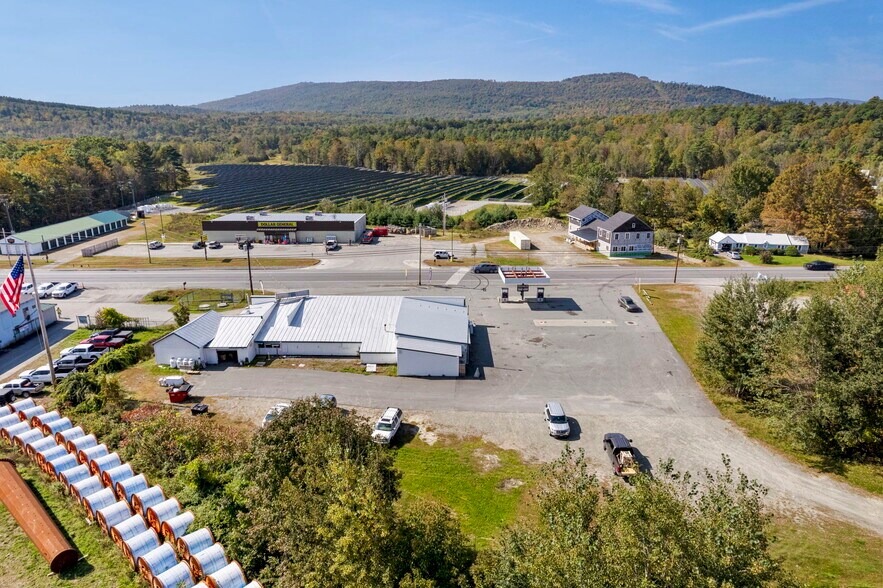 More Photos Of 409 Main St, Bingham Convenience Store For Sale