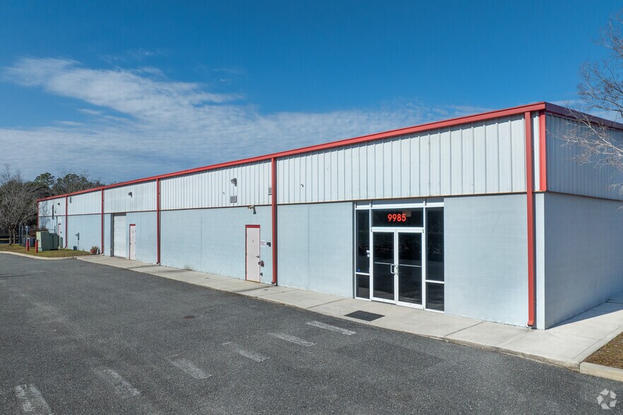 Primary Photo Of 9985 103rd St, Jacksonville Warehouse For Lease