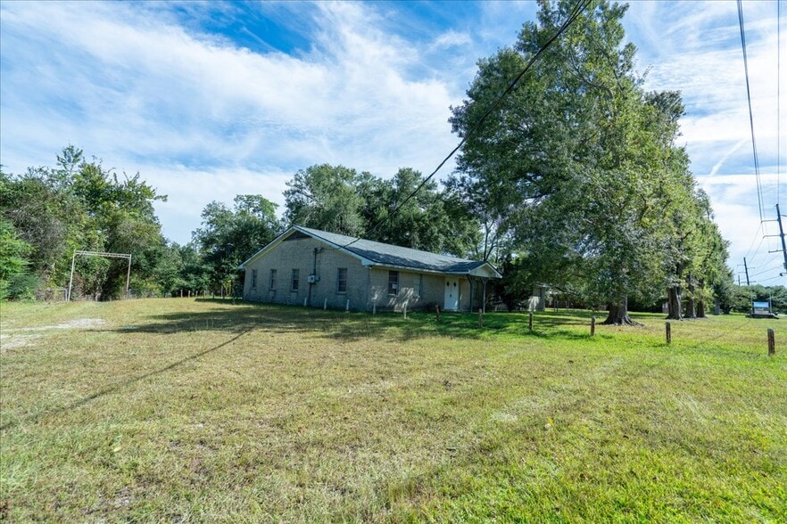 More Photos Of 2307 Irving St, West Orange Office For Sale