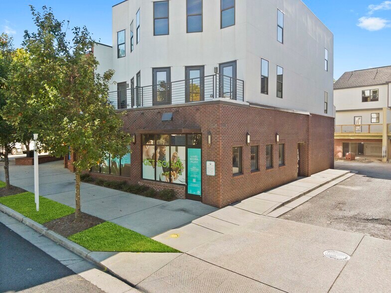 More Photos Of 2030 Main St NW, Atlanta Apartments For Lease