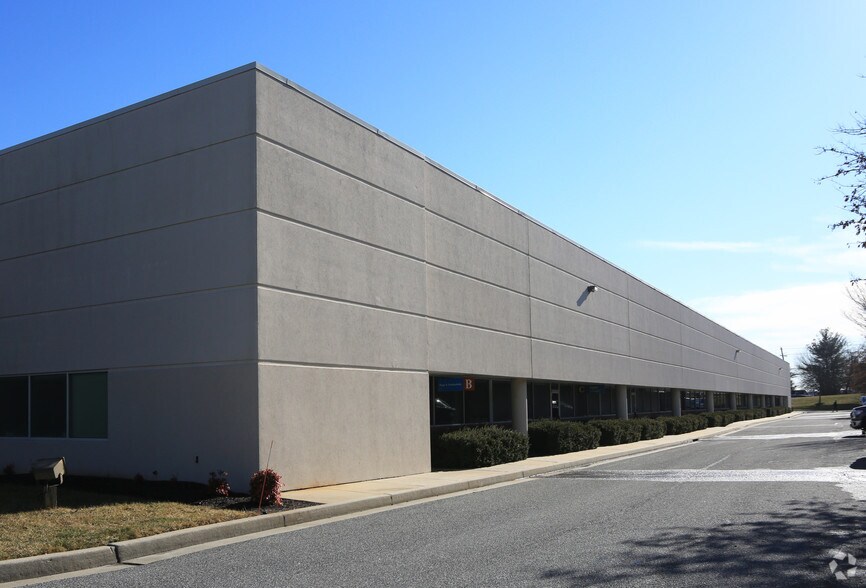More Photos Of 8230 Preston Ct, Jessup Warehouse For Lease