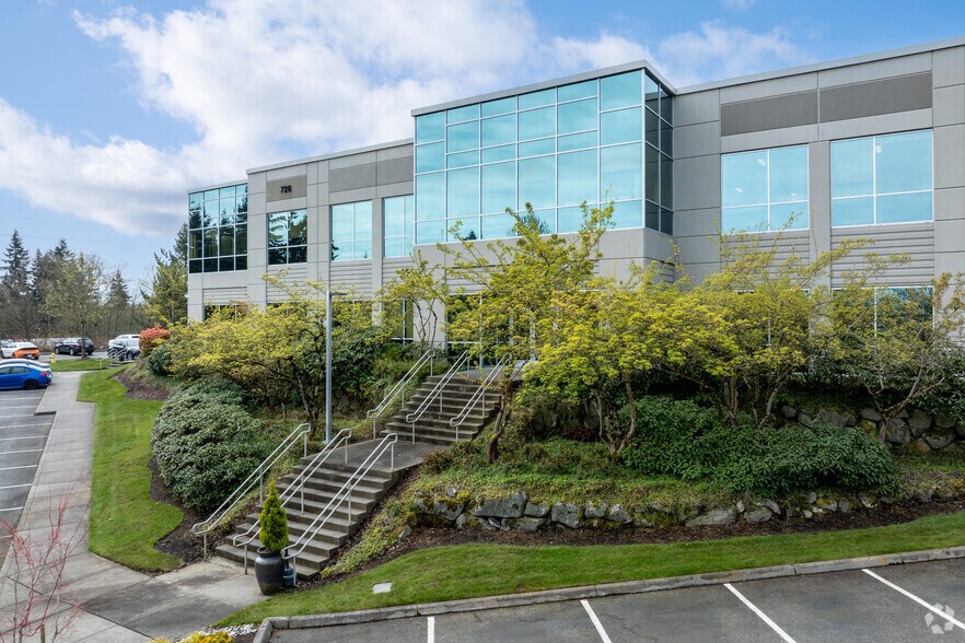 More Photos Of 728 134th St Sw, Everett Office For Lease
