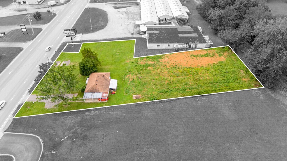 More Photos Of 309 N Military St, Loretto Land For Sale