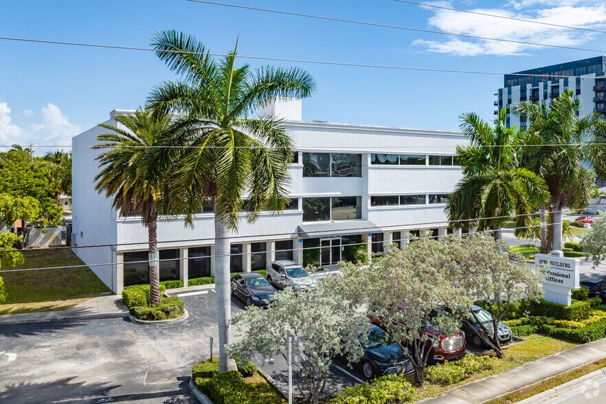 Primary Photo Of 1995 E Oakland Park Blvd, Fort Lauderdale Loft Creative Space For Lease