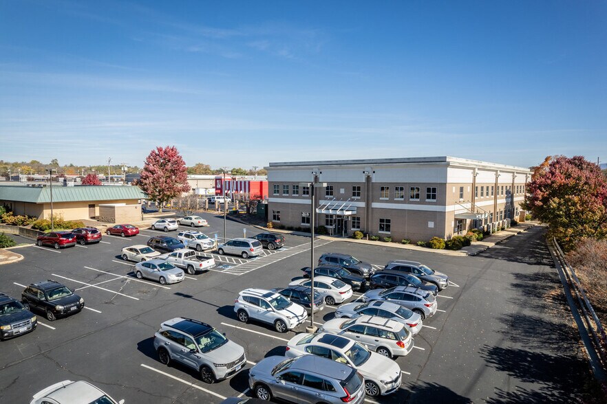 More Photos Of 847 Martin Luther King Jr Way, Harrisonburg Medical For Sale