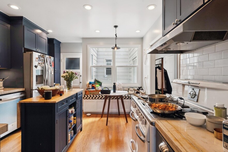 More Photos Of 2539-2541 Lombard St, San Francisco Apartments For Sale