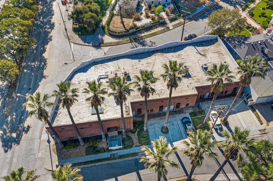 More Photos Of 1167-1169 S Fair Oaks Ave, Pasadena Storefront Retail Office For Lease