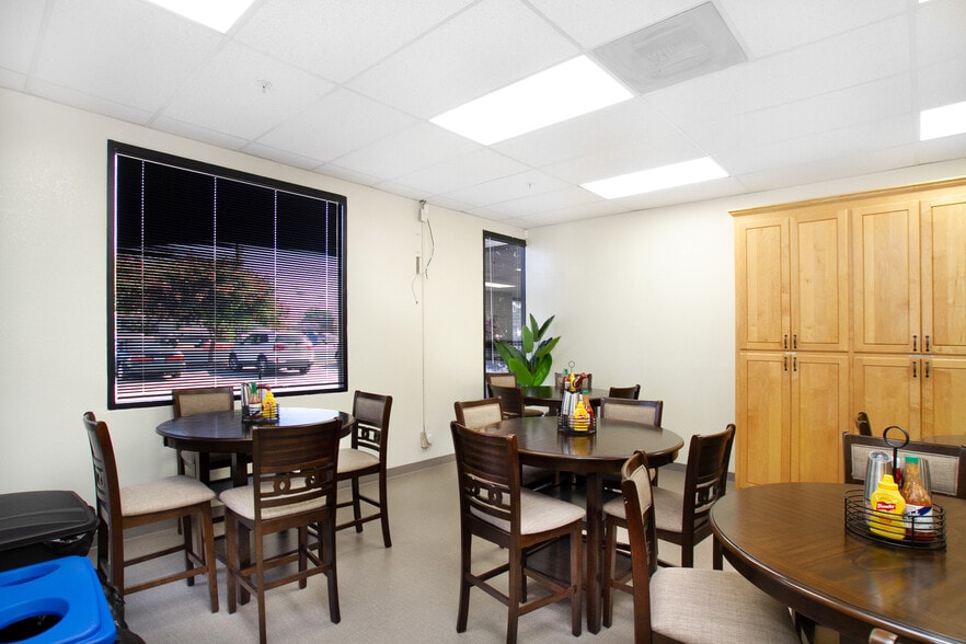 More Photos Of 1811 S 7th St, San Jose Warehouse For Sale