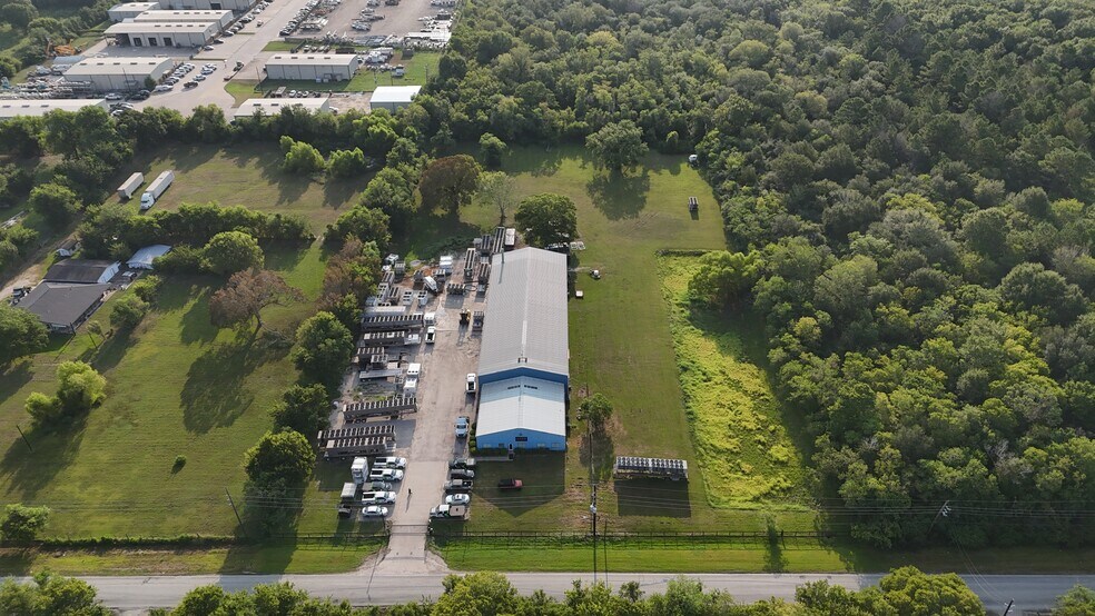 More Photos Of 7515 Iowa Colony Blvd, Iowa Colony Manufacturing For Sale