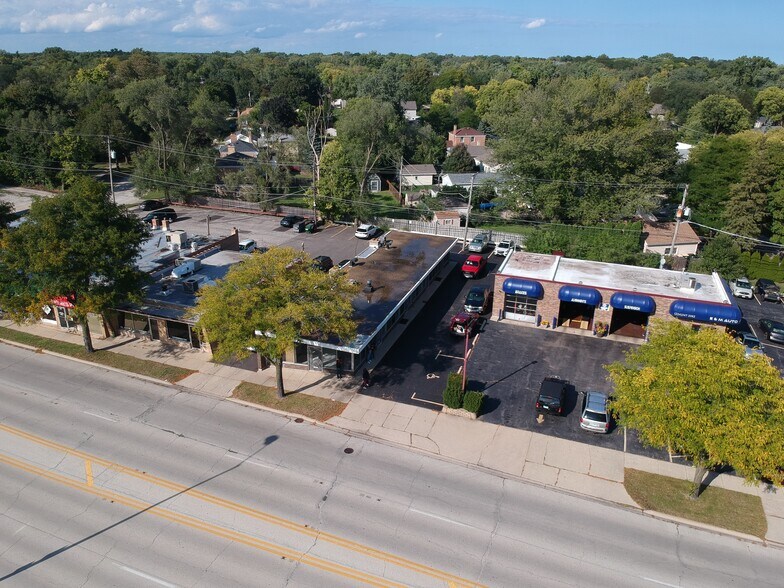 More Photos Of 1612 W Northwest Hwy, Arlington Heights Storefront Retail Office For Sale