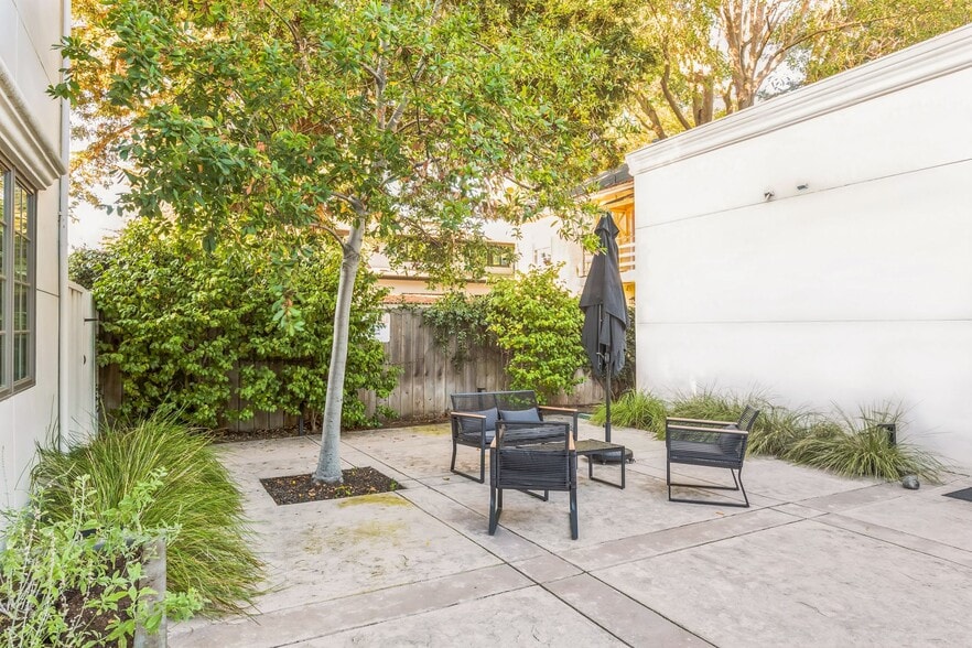 More Photos Of 120B Santa Margarita Ave, Menlo Park Office For Lease