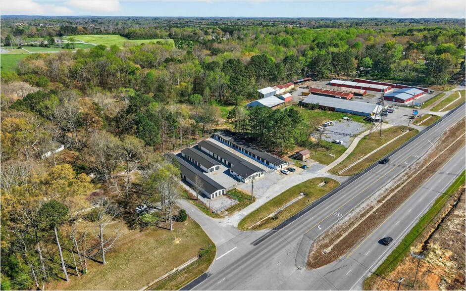 More Photos Of 9582 Heart of Dixie hwy, Arab Self Storage For Sale