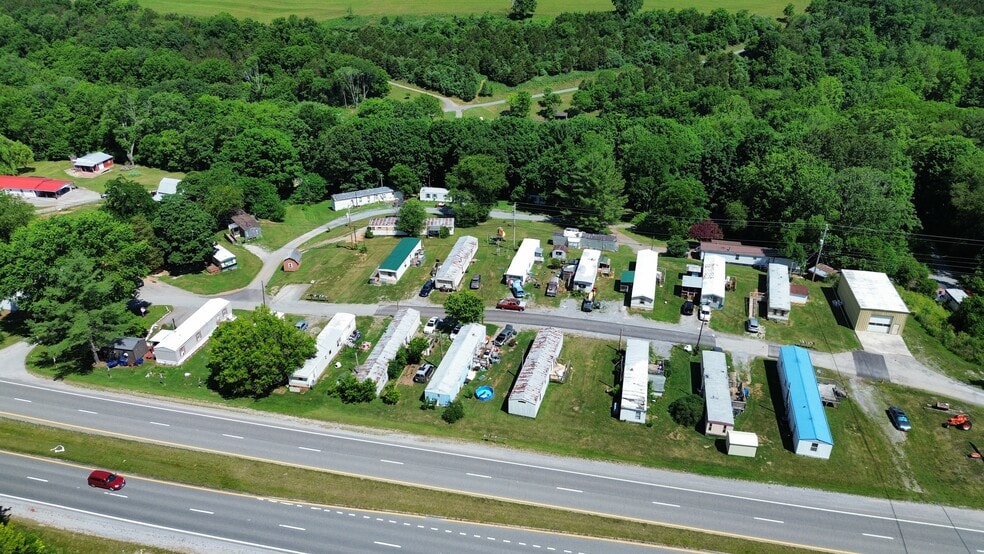 More Photos Of 132 Link Cir, Newport Manufactured Housing Mobile Home Park For Sale