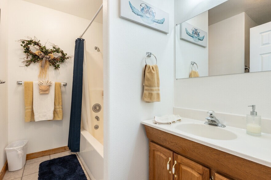 More Photos Of 11550 Pigeon Hollow Rd, Spring City Hotel For Sale
