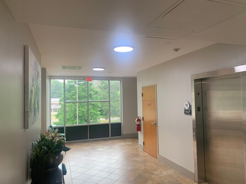 More Photos Of 4480 N Cooper Lake Rd, Smyrna Medical For Sale