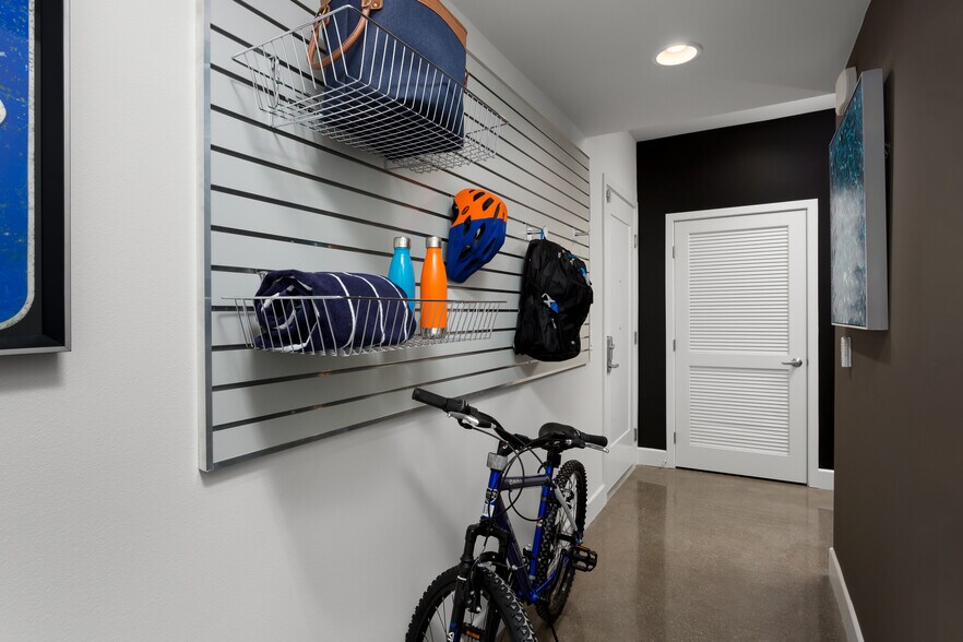 More Photos Of 7400 Center Ave, Huntington Beach Apartments For Lease