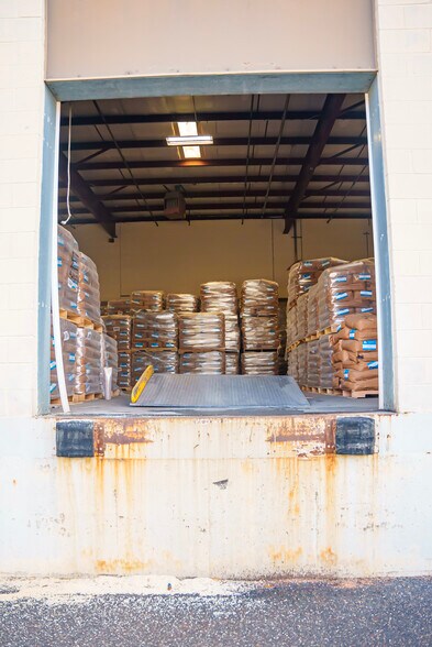 More Photos Of 1301 W Forest Grove Rd, Vineland Flex For Lease