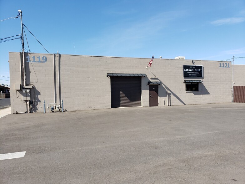 More Photos Of 1119-1121 Brookhaven Dr, Clovis Warehouse For Lease