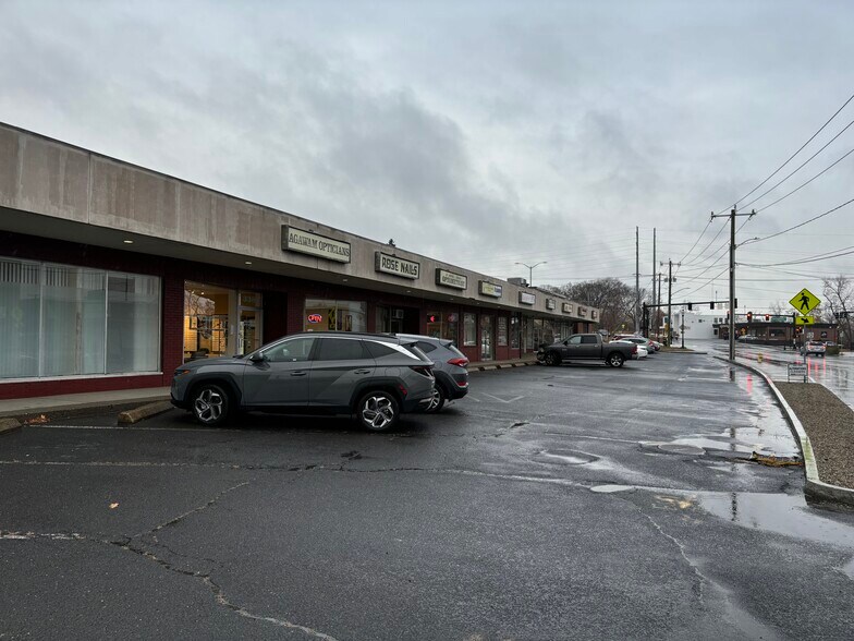 More Photos Of 322-340 Walnut Street Ext, Agawam Storefront For Lease