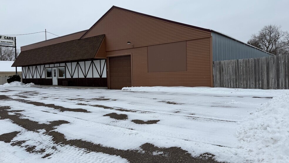 More Photos Of 10600 South Ave, Chisago City Freestanding For Lease