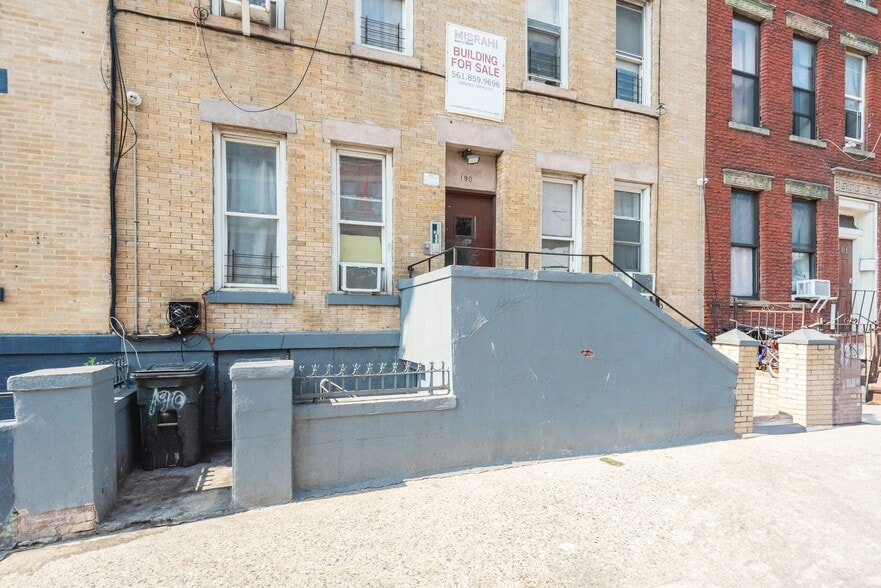More Photos Of 190 Rockaway Ave, Brooklyn Apartments For Sale
