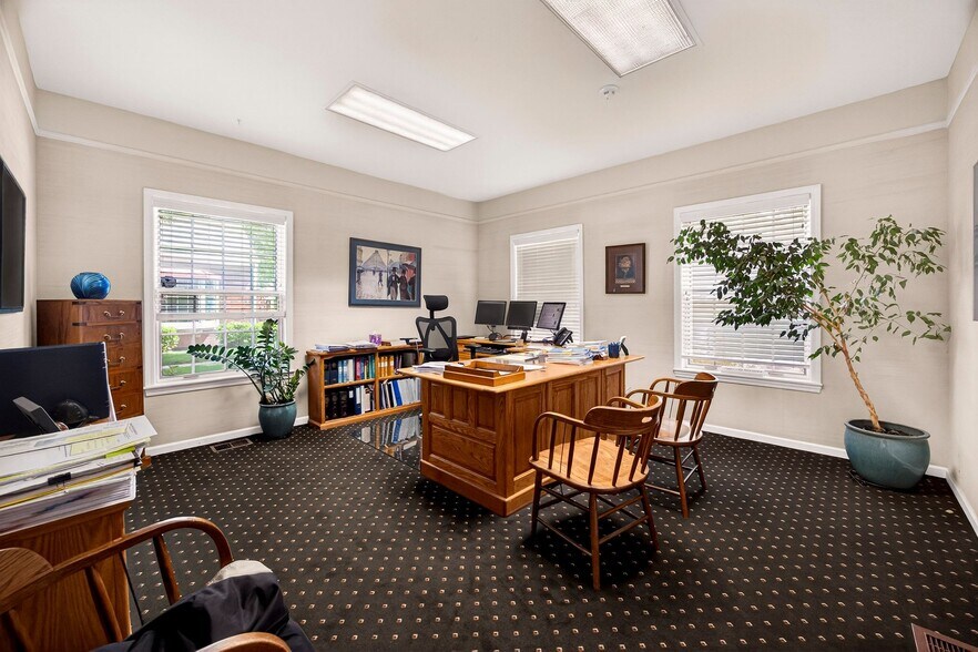 More Photos Of 20 Independence Cir, Chico Office For Sale